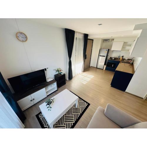 the base central 2卧公寓