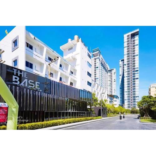 The Base Central Pattaya High Floor