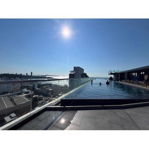 秘狗公寓THE BASE Central