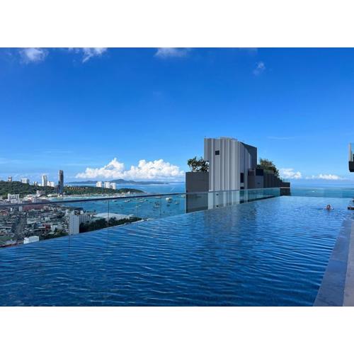 THE BASE Near CENTRAL FESTIVAL