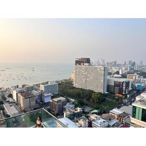 The Base Pattaya Seaview Condo