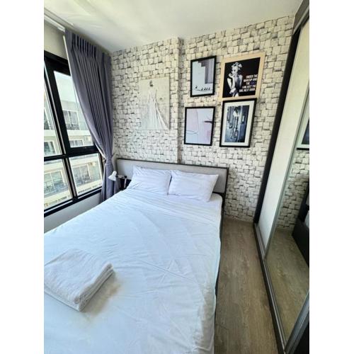 芭提雅市中心The Base 高端公寓酒店