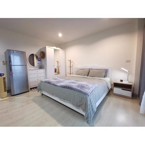 The Beach Bangsaen Condo Sea View Room 327-62 Top Floor-Free Netflix