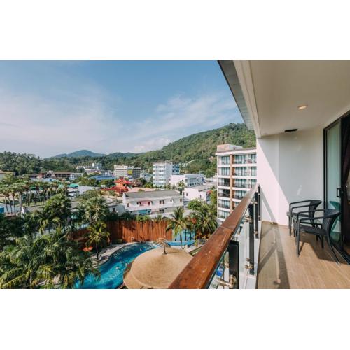 The Beach Heights Condotel Kata 500 meters to Kata beach