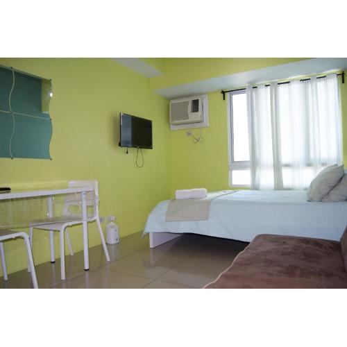 The Beacon Makati by mvmtransient