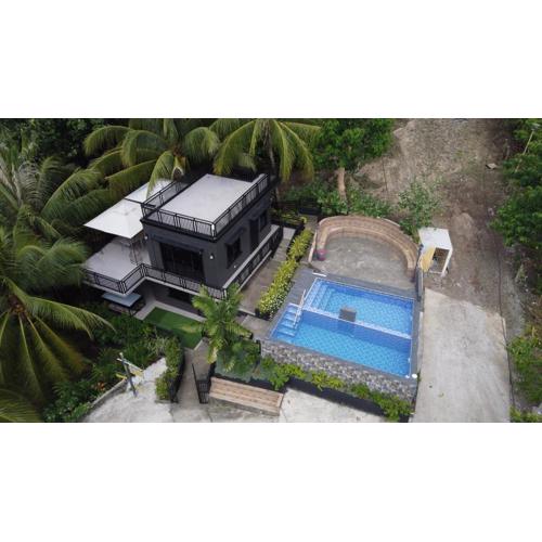 The Black Villa