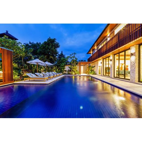 THE BOTANICAL 6 BED LUXURY 900 meter from beach