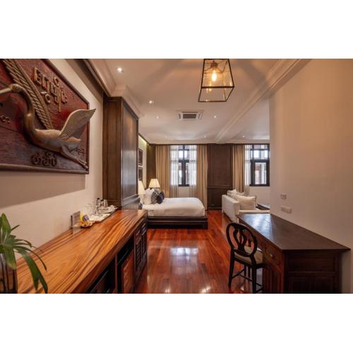 The Bridge An Eclectic Luxotel