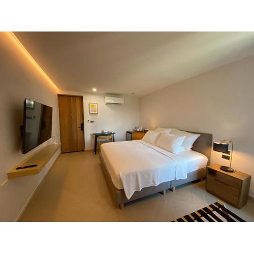 THE CELESTRAIL Check-In by Appointment Only Non-Hotel Private Apartment Onnut BTS