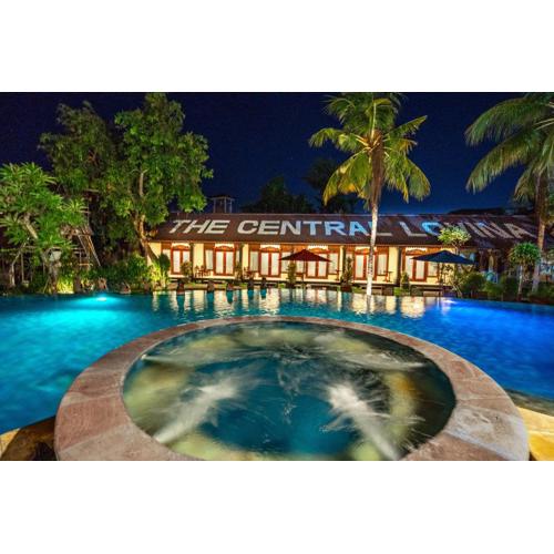 The Central Lovina Hotel & Restaurant