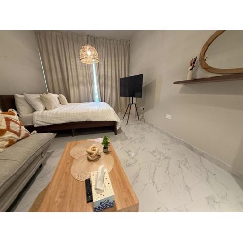 The chic Retreat Stylish Studio 2