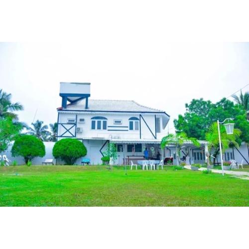 The Cinnamon Villa By Kings Bay