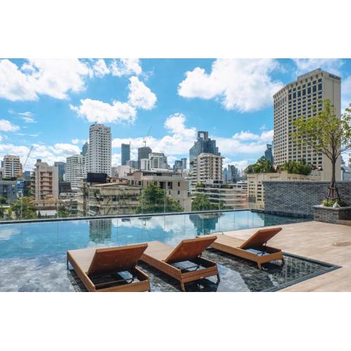 The Coach Hotel Sukhumvit - Asok BTS Bangkok