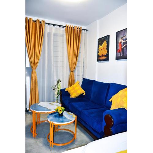 The Connoisseur Haven 1