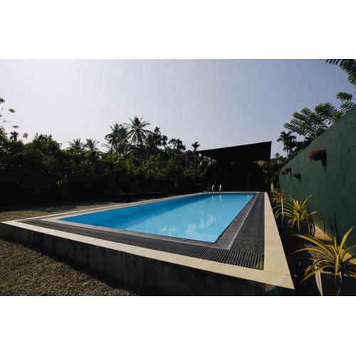 The Coppers luxury Glamping Pod Villa with Pool