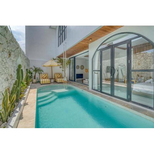 The Coral Villa 3 BR Brand New Villa in Umalas