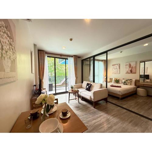 The Deck Patong Phuket by Mickey