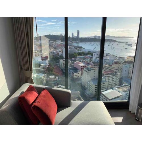 The EDGE Central PATTAYA SeaView with Infinity Pool & Free Netflix