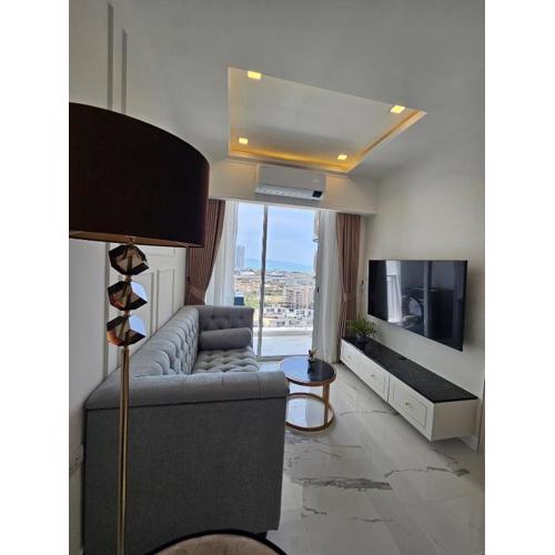 The Empire Tower Jomtien Nice View