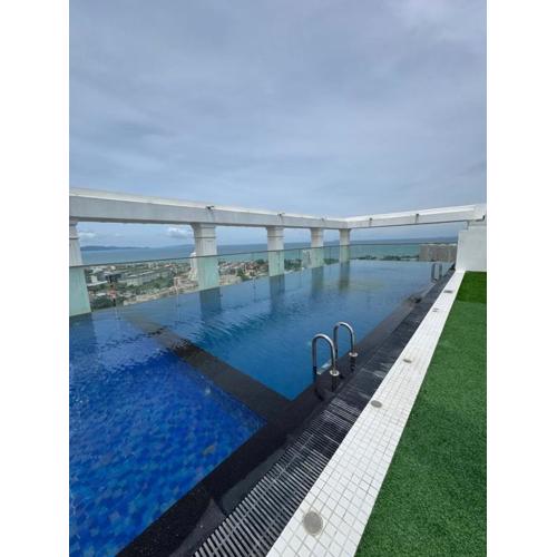 The Empire Tower Pattaya by MEG