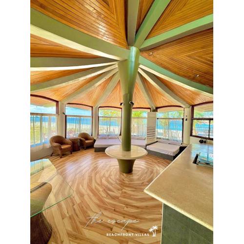 The Escape Beachfront - GRAND Villa