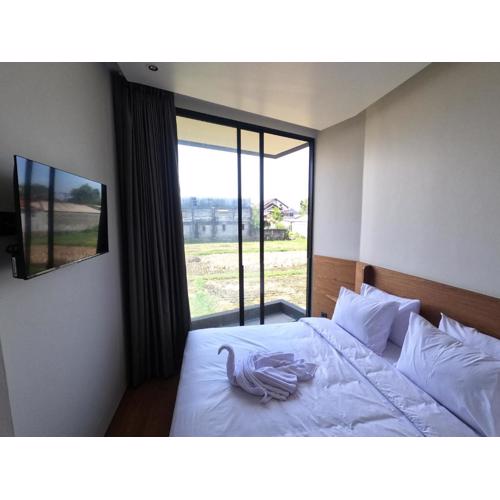 The Fields Hotel and Apartment