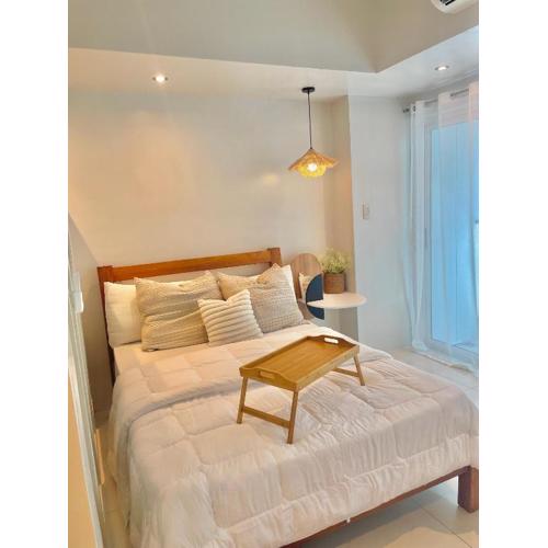 The Fort BGC Burgos Circle