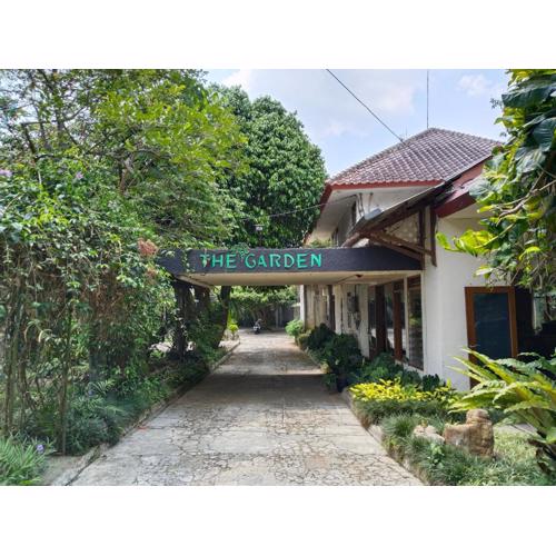 The Garden Family Guest House powered by Cocotel