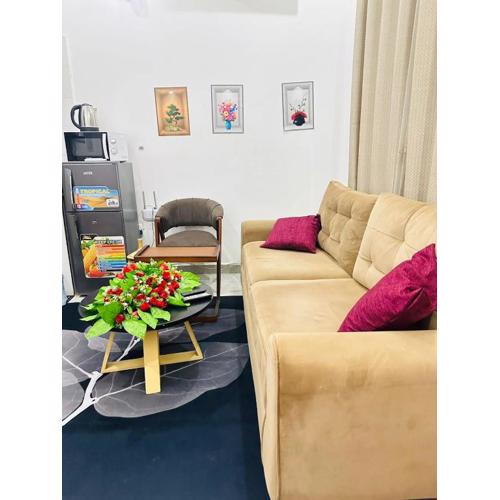 The Golden Modern Retreat