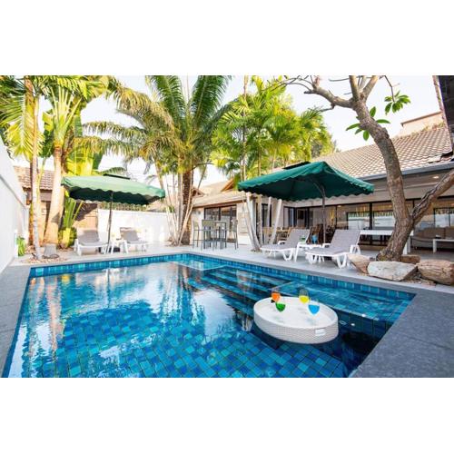 The Grand Oasis Villa