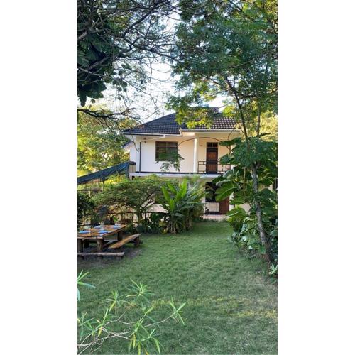 The Green Valley Home