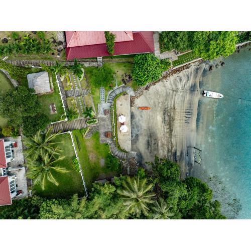 The Hawk's Nest Resort