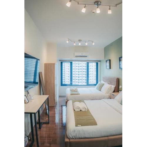 The House of Five - Brand New Hotel Style Condo