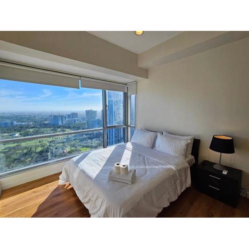 The Infinity Towers in BGC - Simple, Elegant & Spacious 2 Bedroom