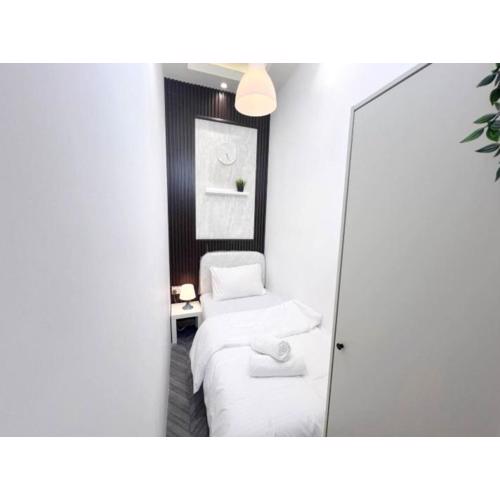 The Junction Partition Room In Barsha Heights