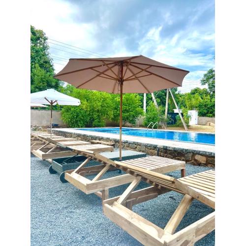 The Jungle Pearl Hotel