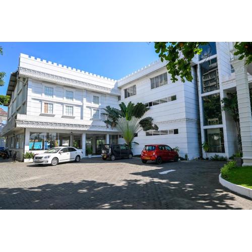 The Kings Bay Hotel By Silvas