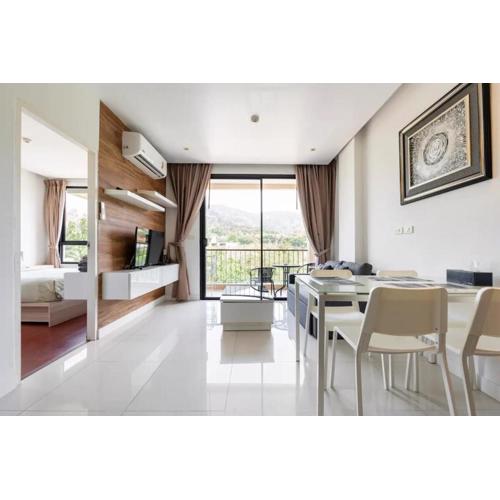 The Lago by Villacarte