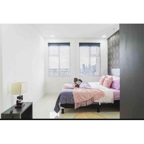 The Lavande Residences, Peaceful and Spacious with Pool, Wifi, and Netflix