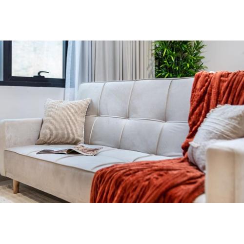 The Living near khorfakan Beach 1