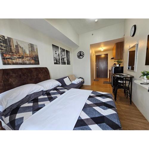 The Loop 2203 - Goff's Place