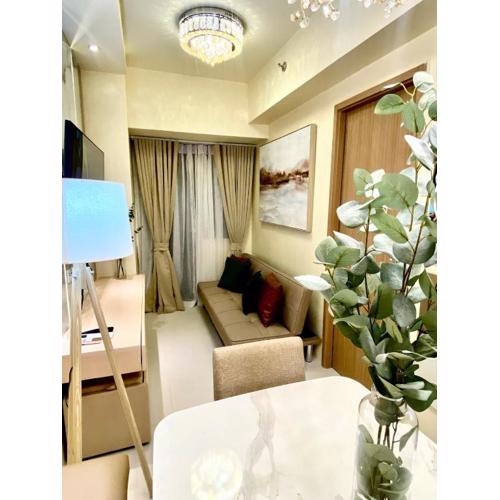 The Lumaire Suite by Crib2GO