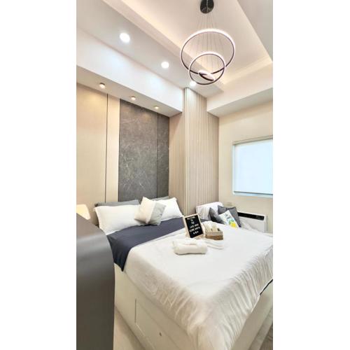 THE LUXE NOOK - Azure North