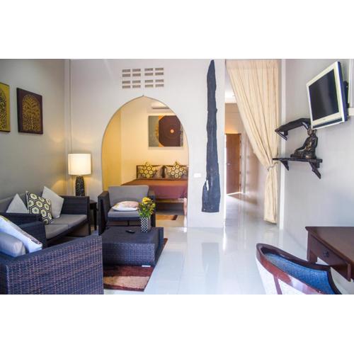 The Miracle Guesthouse & Diving