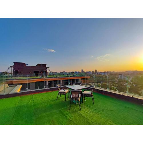 The modern executive serene suites which boasts of heated swimming pool ,rooftop chilling spot with amazing breathtaking city views ,fully equipped gym ,designated child play area with private ample parking space