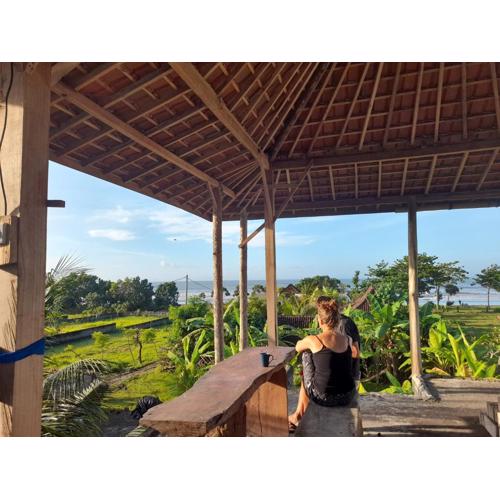 THE NYAMO surf & stay