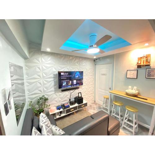 The PAD Staycation 2BR Condo with PS4, Netflix, WIFI