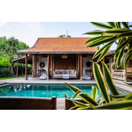 The Padang Villa Jungle Escape 5 mins drive from Uluwatu's Beaches