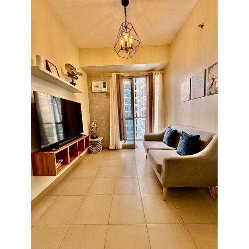 The Palladium - 1Bedroom Pool-View