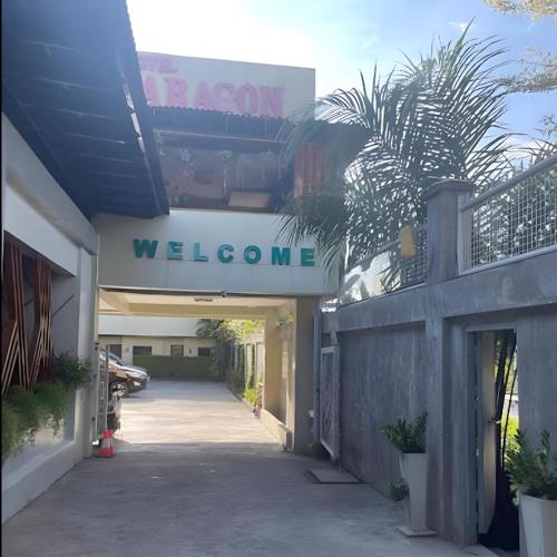 The Paragon Hotel and Restaurant